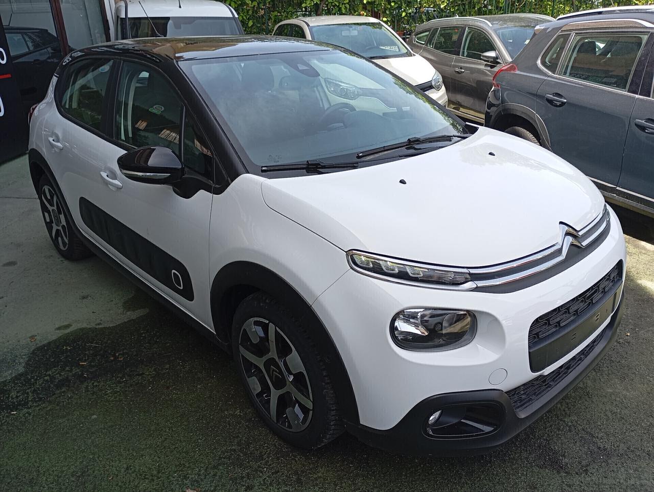 Citroen C3 1.2 PureTech 110CV Shine Aut.