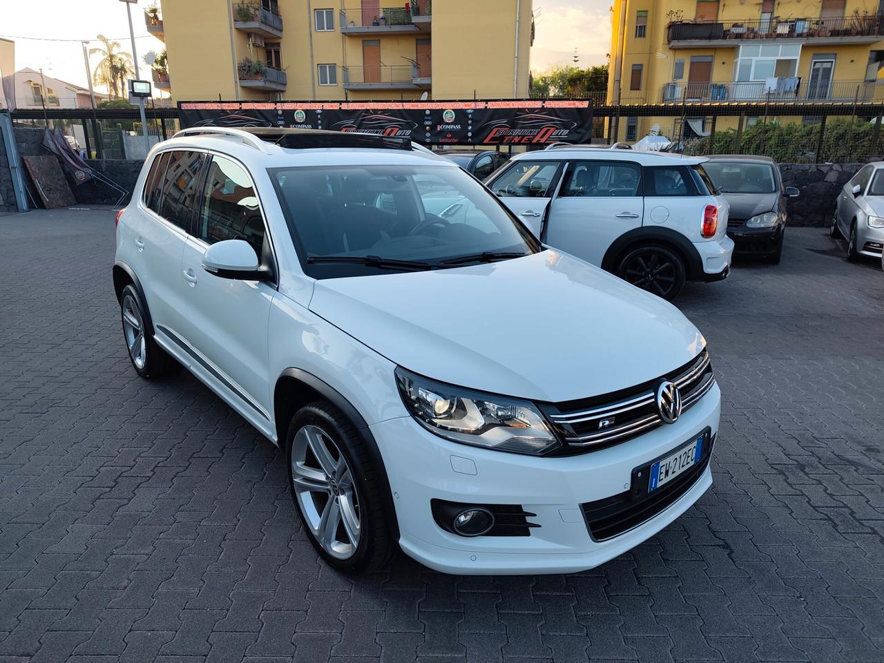 Volkswagen Tiguan 2.0 TDI 177 CV 4MOTION DSG R-Line