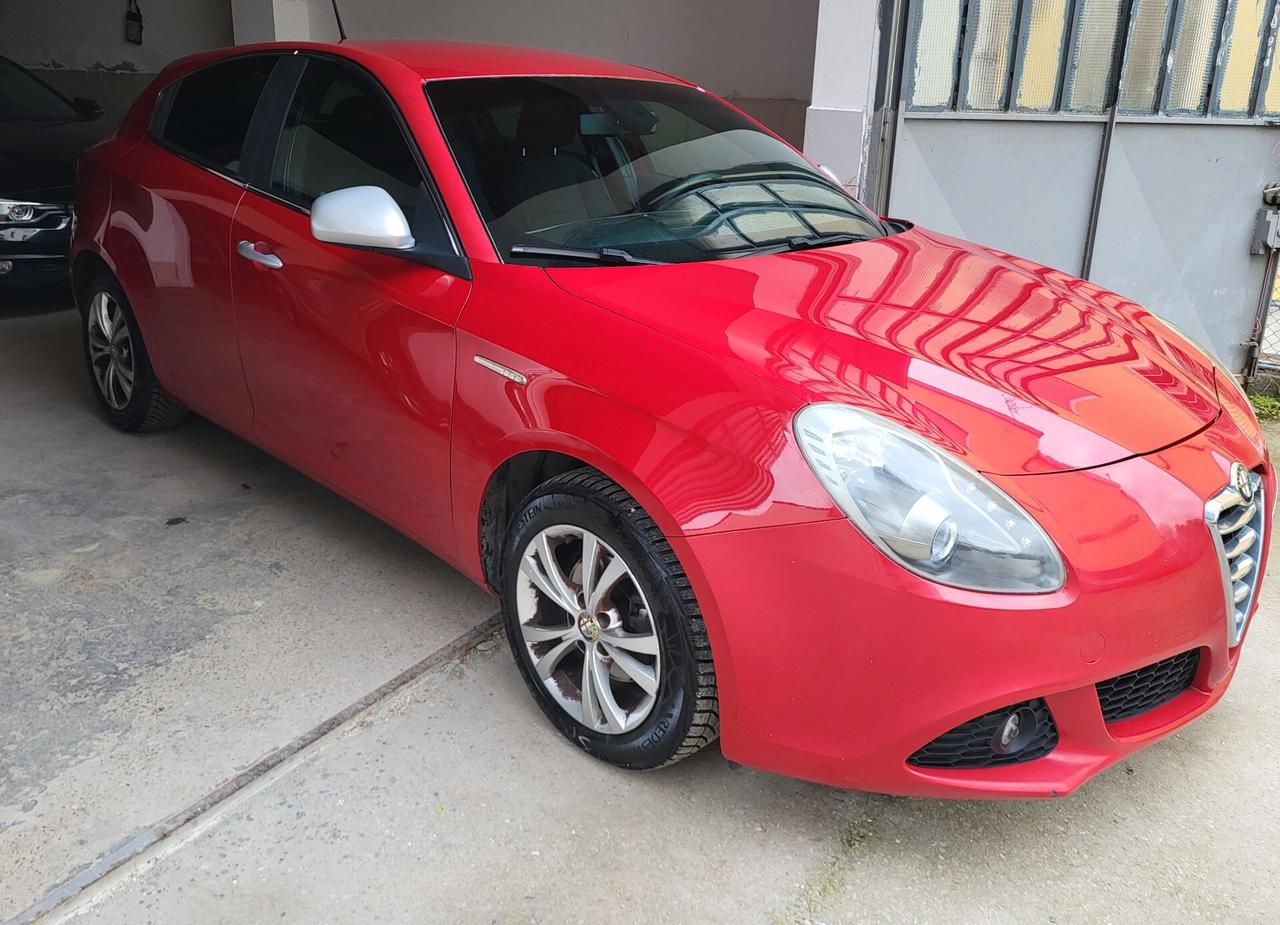 Alfa Romeo Giulietta 1.6 JTDm-2 105 CV Distinctive