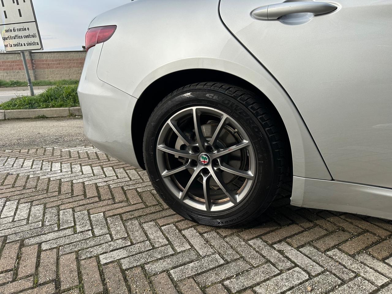 Alfa Romeo Giulia 2.2 Turbodiesel 150 CV