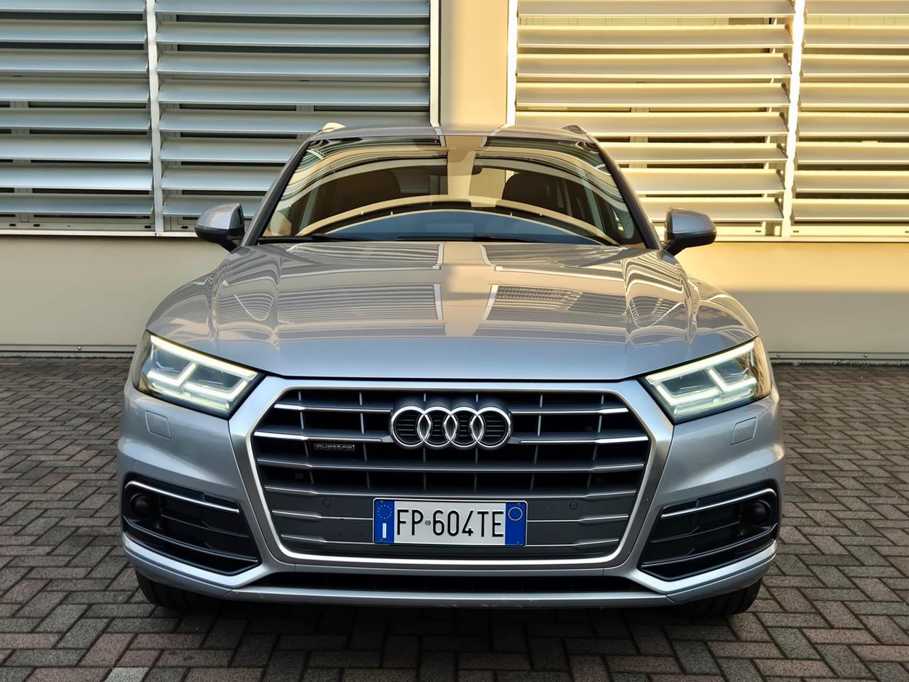 Audi Q5 2.0 TDI 190 CV quattro S tronic Sport