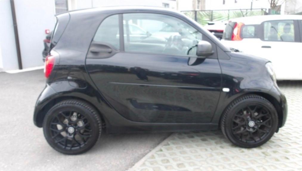 Smart 453 1.0 Benzina 71 Cv Automatica Neopatentati 2017