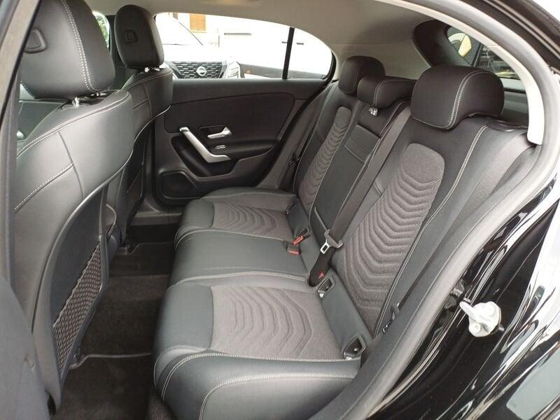 Mercedes-Benz Classe A A 180 d Progressive Advanced Plus NIGHT-PACK