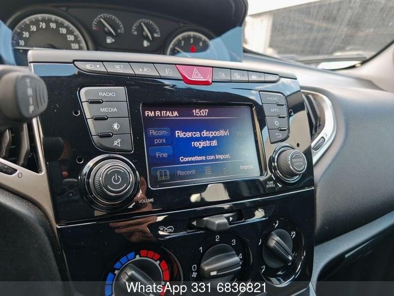 Lancia Ypsilon Ypsilon 1.0 FireFly 5 porte S&S Hybrid Ecochic Gold