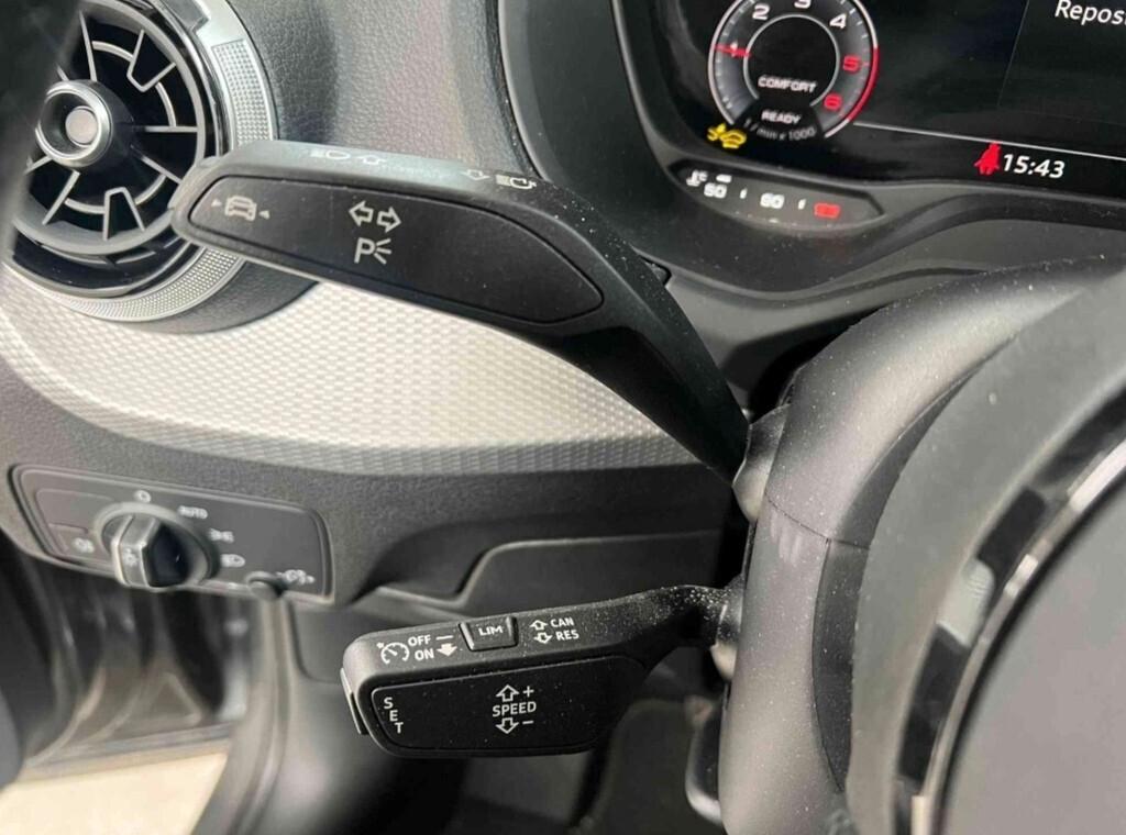 Audi Q2 30 TDI 116cv S line Edition