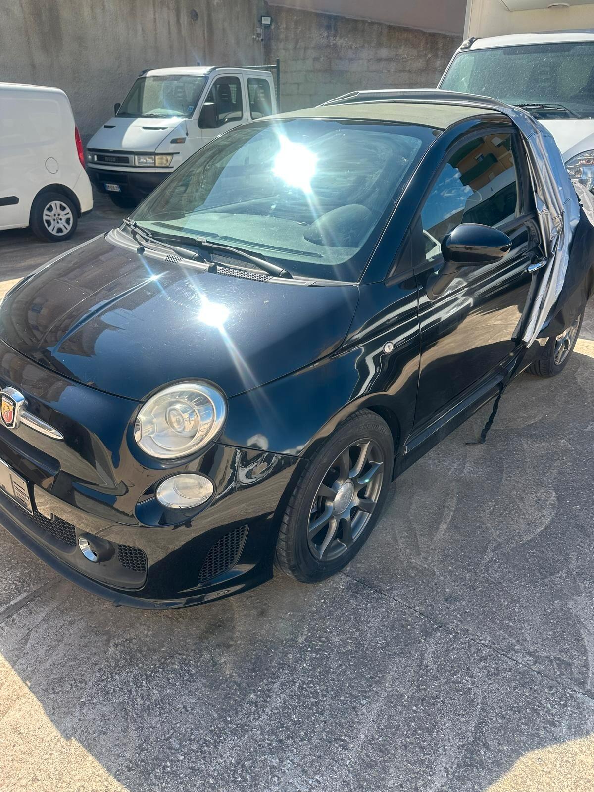 Abarth 500 C 1.4 Turbo T-Jet Custom