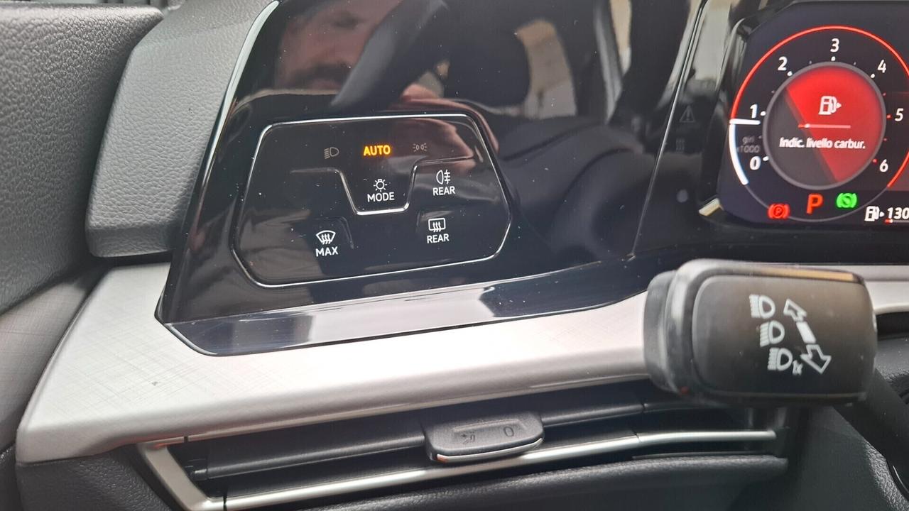 Vw GOLF 2.0 TDI 150 CV DSG SCR Style