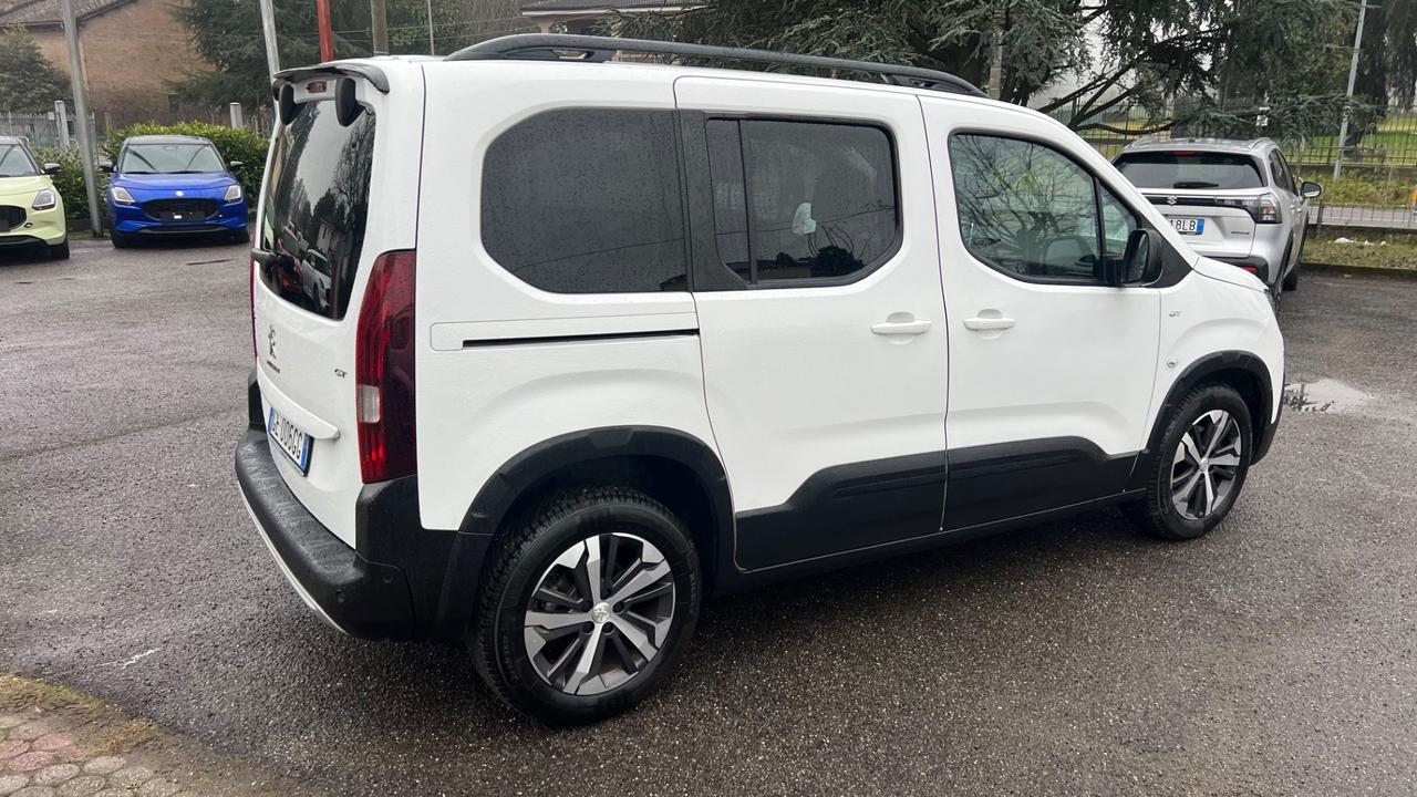 Peugeot Rifter Puretech 130 S&S EAT8 GT Standard