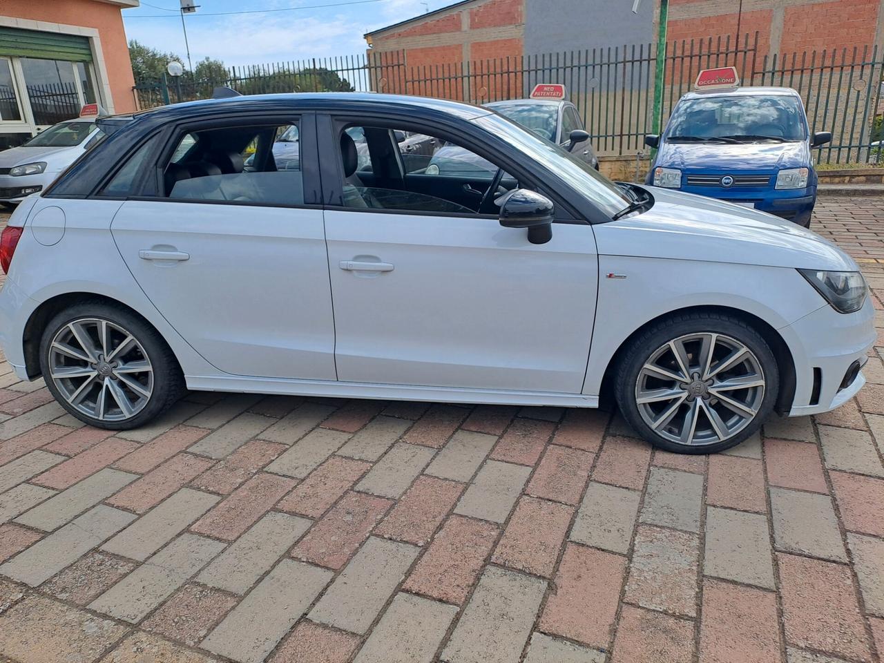Audi A1 1.6 TDI S tronic Ambition
