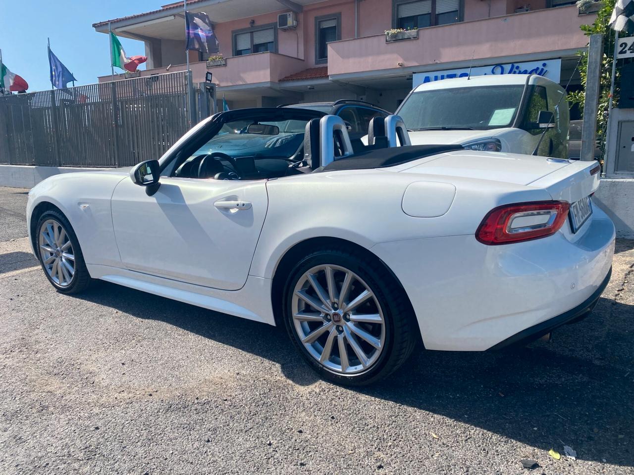 FIAT 124 Spider 1.4 M-air 140CV LUSSO Navi/FullLED-PARI AL NUOVO!