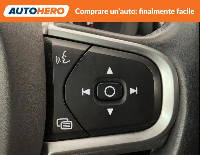 VOLVO XC60 D4 Momentum