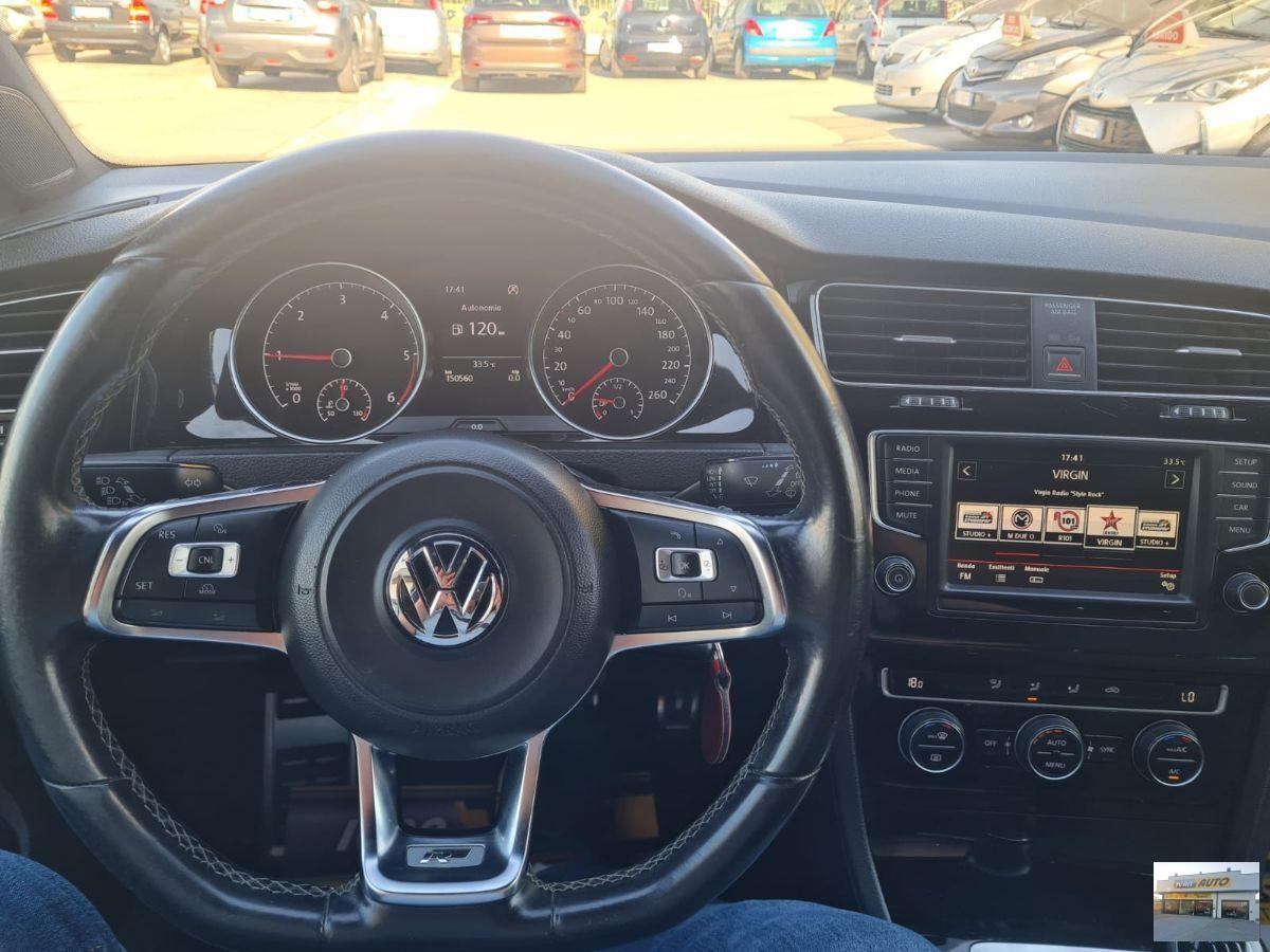 VOLKSWAGEN Golf R-Line-Euro 6B-Neopatentati