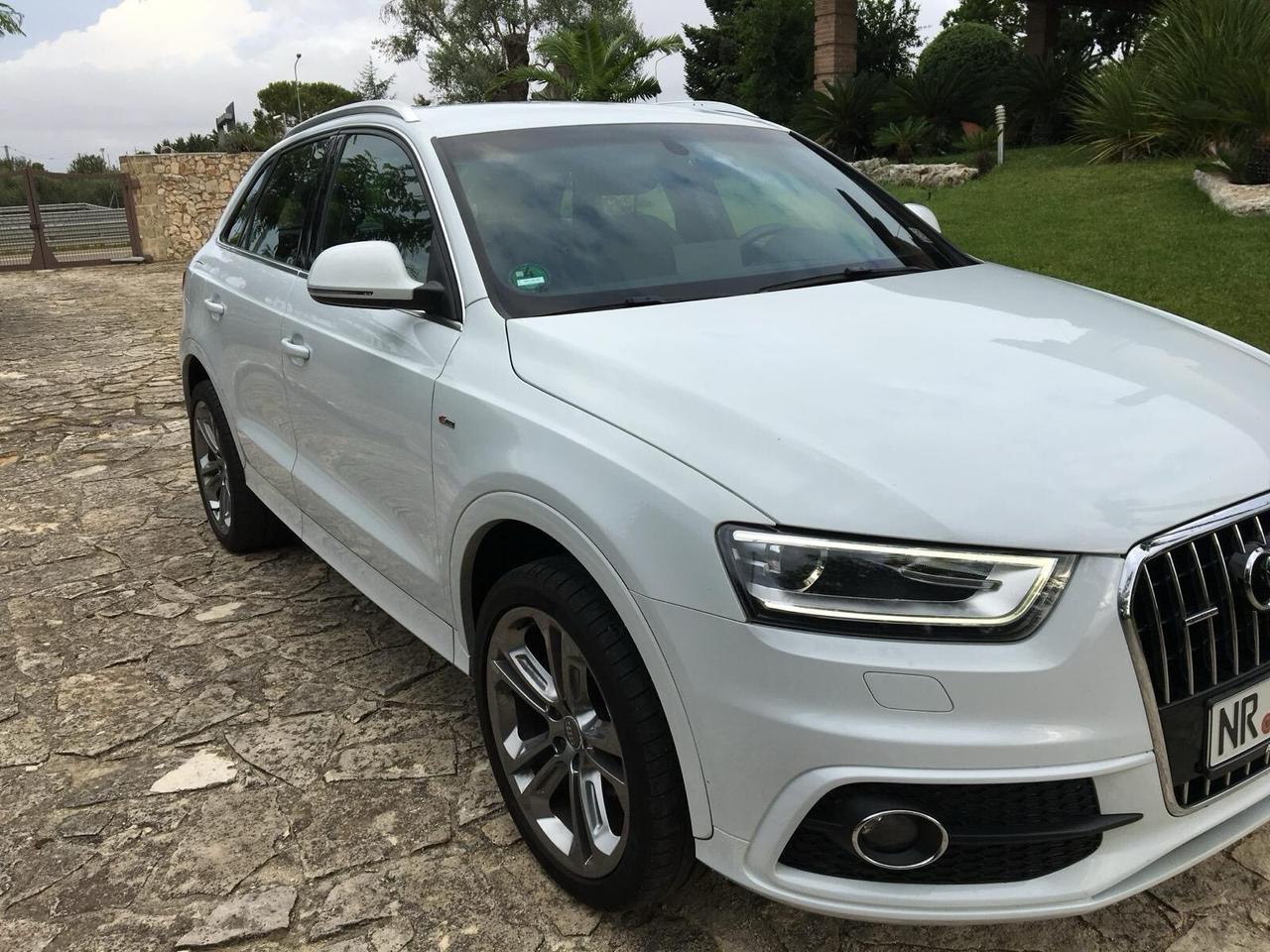 Audi Q3 2.0 TDI 140cv DOPPIO S-LINE