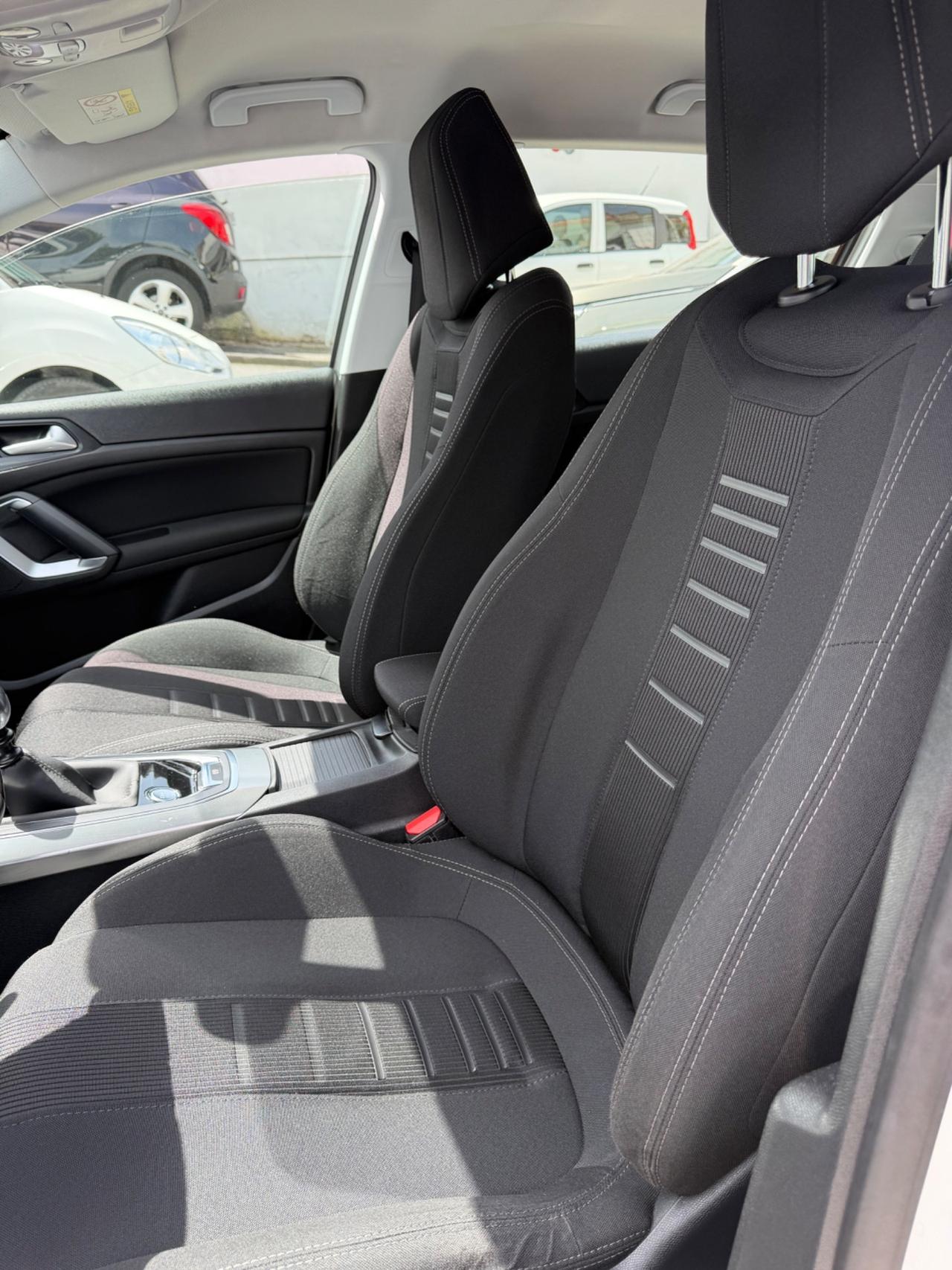 Peugeot 308 1.6 e-HDi 115 CV Stop&Start Allure