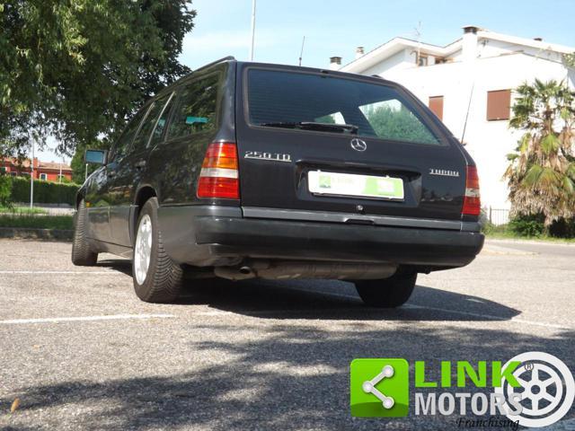 MERCEDES-BENZ 250 TD Turbo in discrete condizioni di carrozzeria