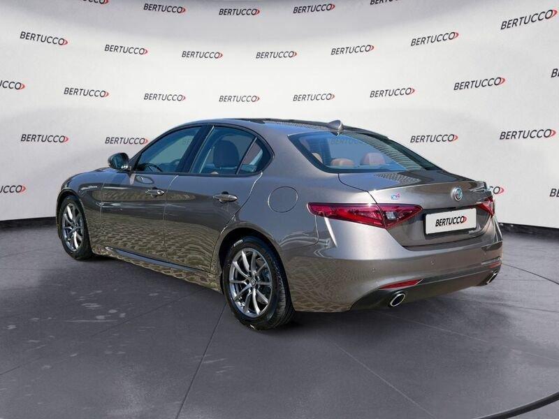Alfa Romeo Giulia 2.2 Turbodiesel 180 CV Super