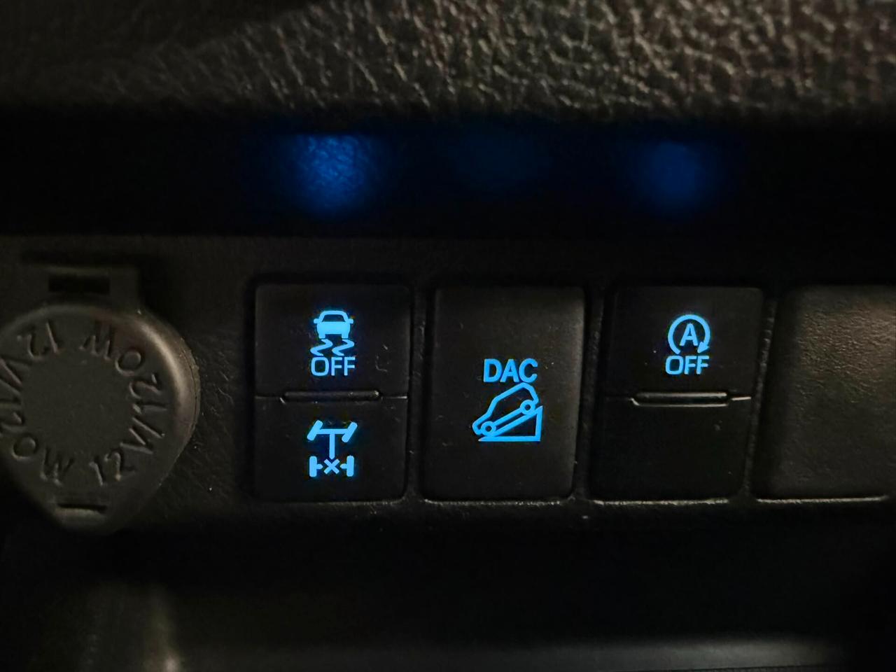 Toyota Hilux 2.4 D-4D 4WD 4 porte Double Cab Executive