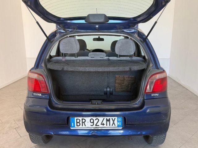 TOYOTA Yaris 1.0i 16V cat 5 porte