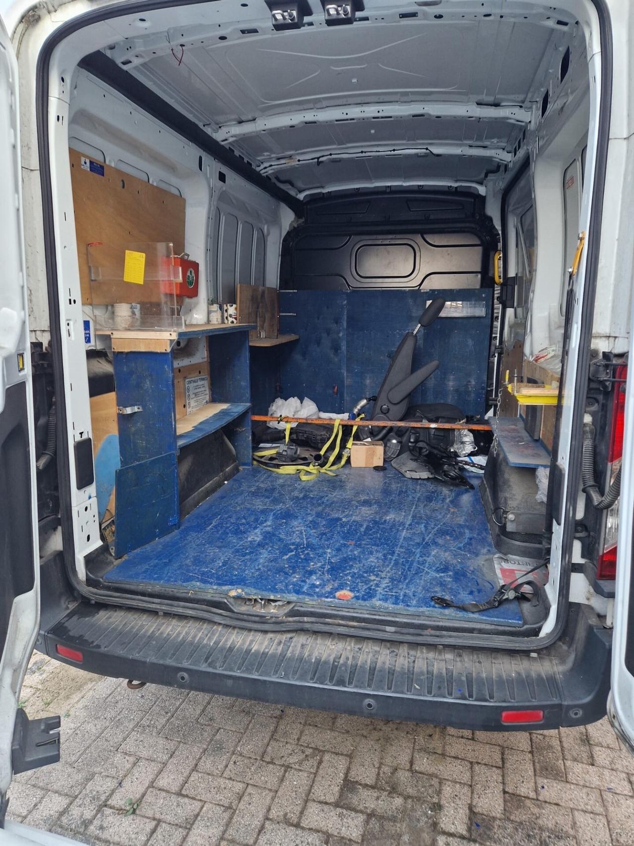 Ford Transit 350 2.0 TDCI Ecoblue 130cv PMTM
