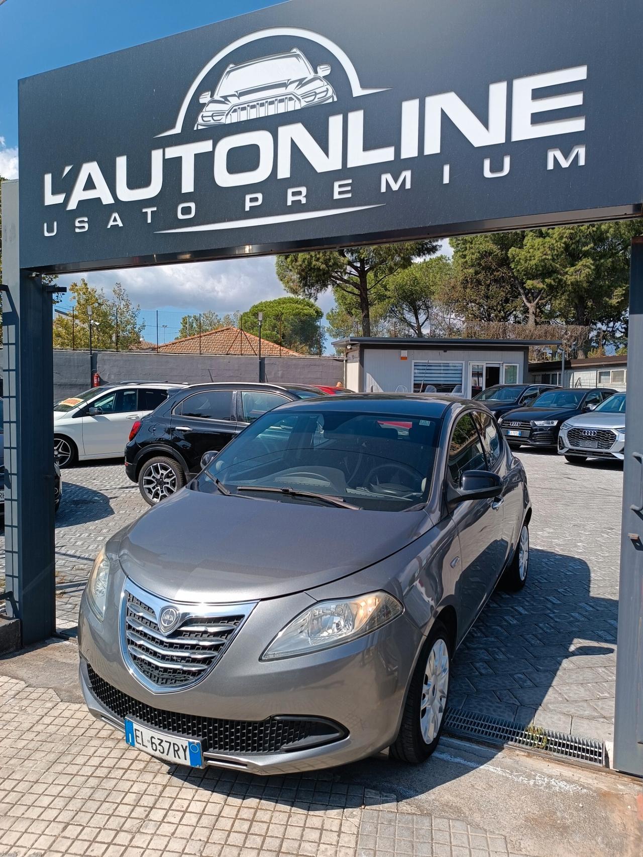 Lancia Ypsilon 1.2 69 CV 5 GPL Ecochic Silver