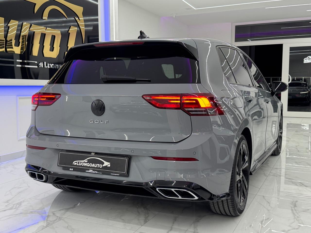 Volkswagen Golf 1.5 eTSI 150Cv DSG R-Line