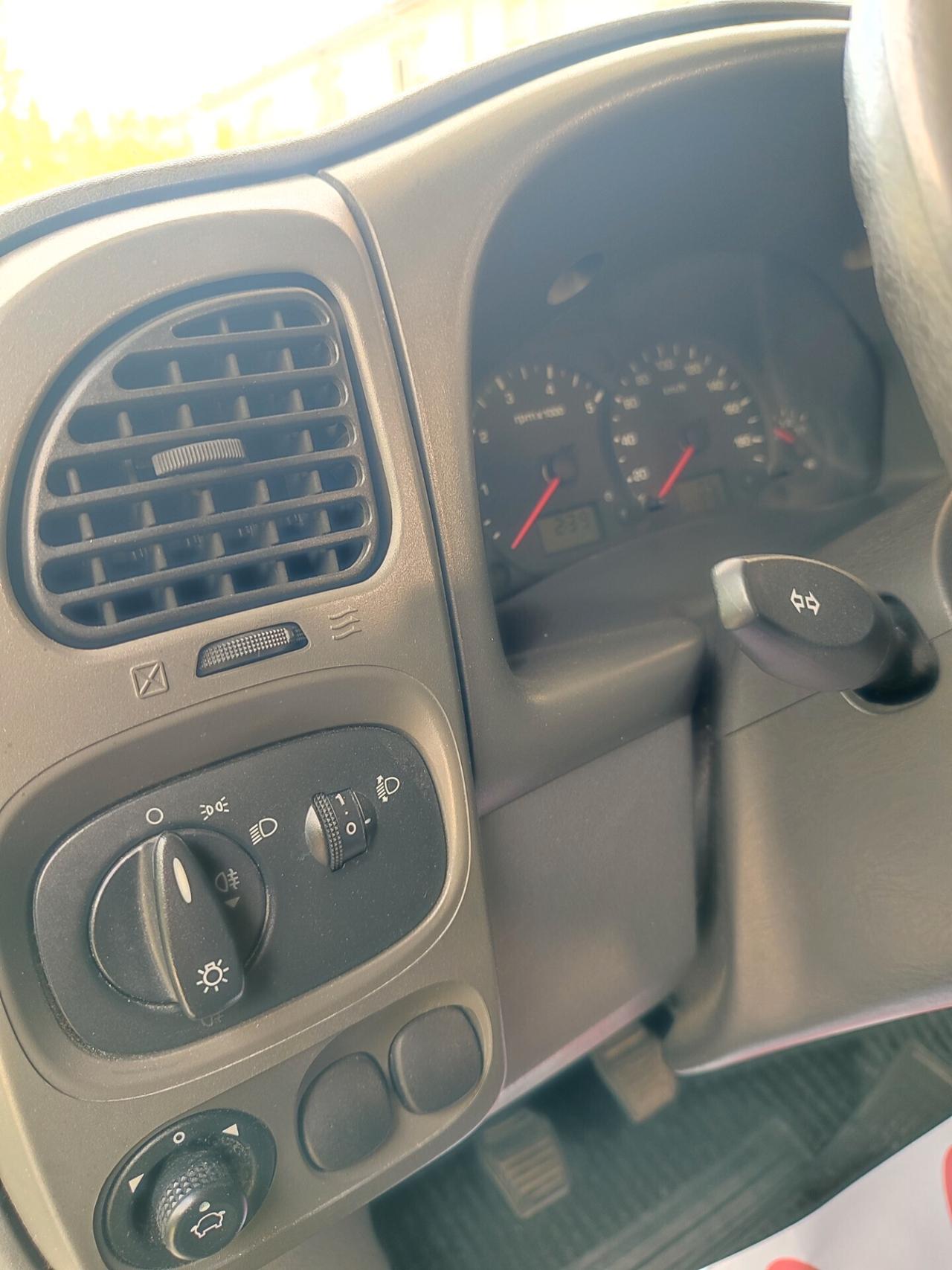 Ford TRANSIT CAMPER 6POSTI LETTO CHALLENGER