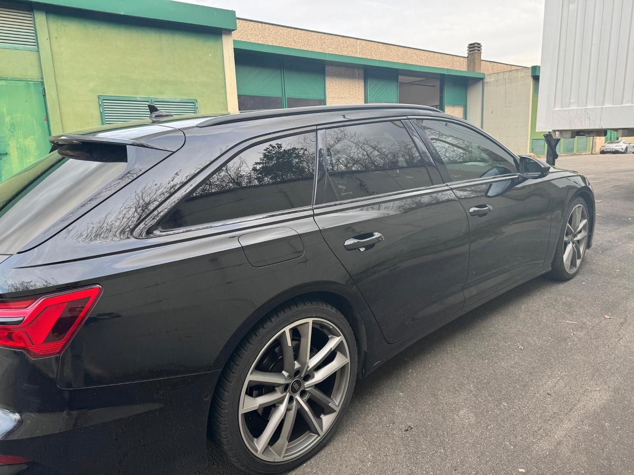 Audi A6 Avant 45 3.0 TDI quattro ultra S tronic Business Sport