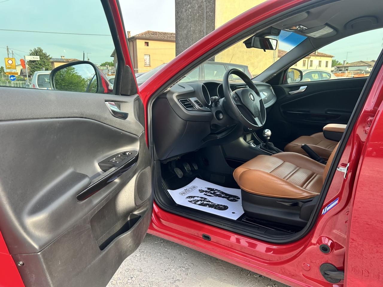 GIULIETTA 1.4T-JET 120CV UNICO PELLE NEOPATENTATI