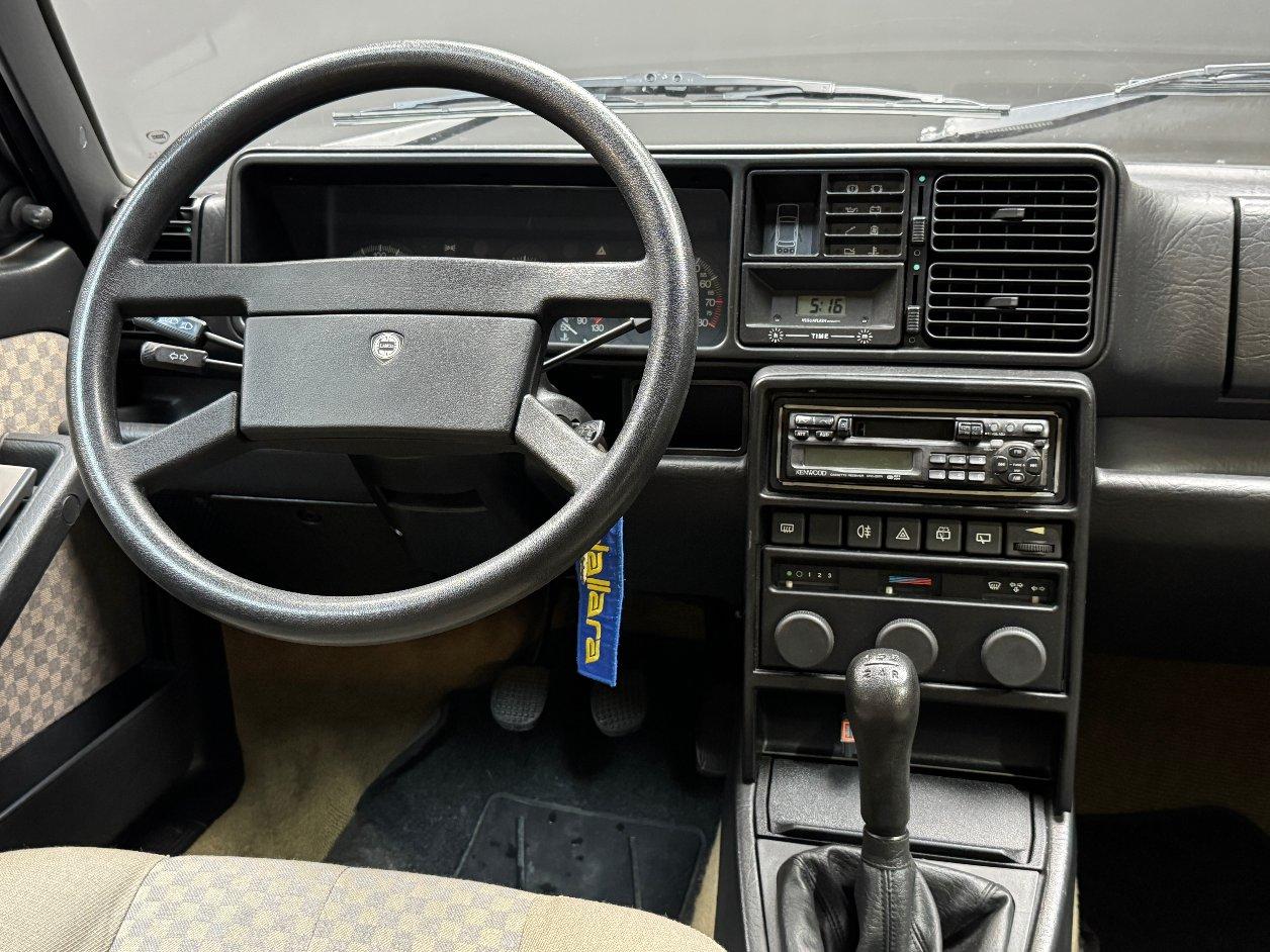 Lancia Delta 5 Porte Delta 1.6 ie GT