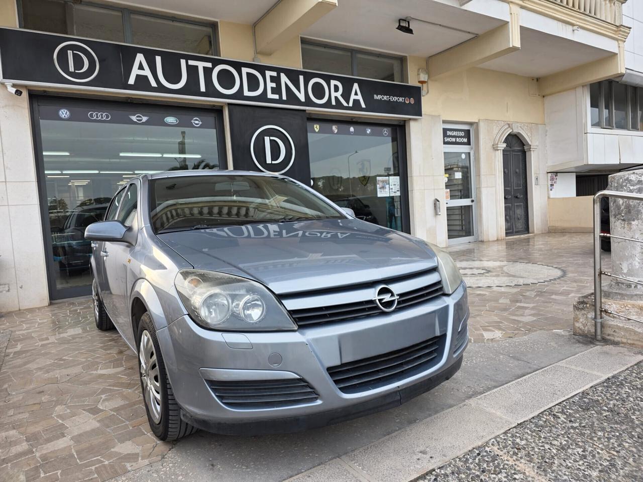 Opel Astra 1.7 CDTI 101CV 5 porte Elegance