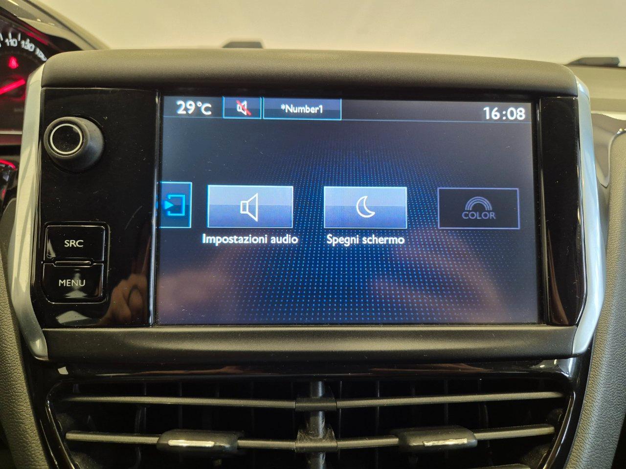 Peugeot 208 5p 1.2 puretech Active - NEOPATENTATI - Bluetooth - Clima