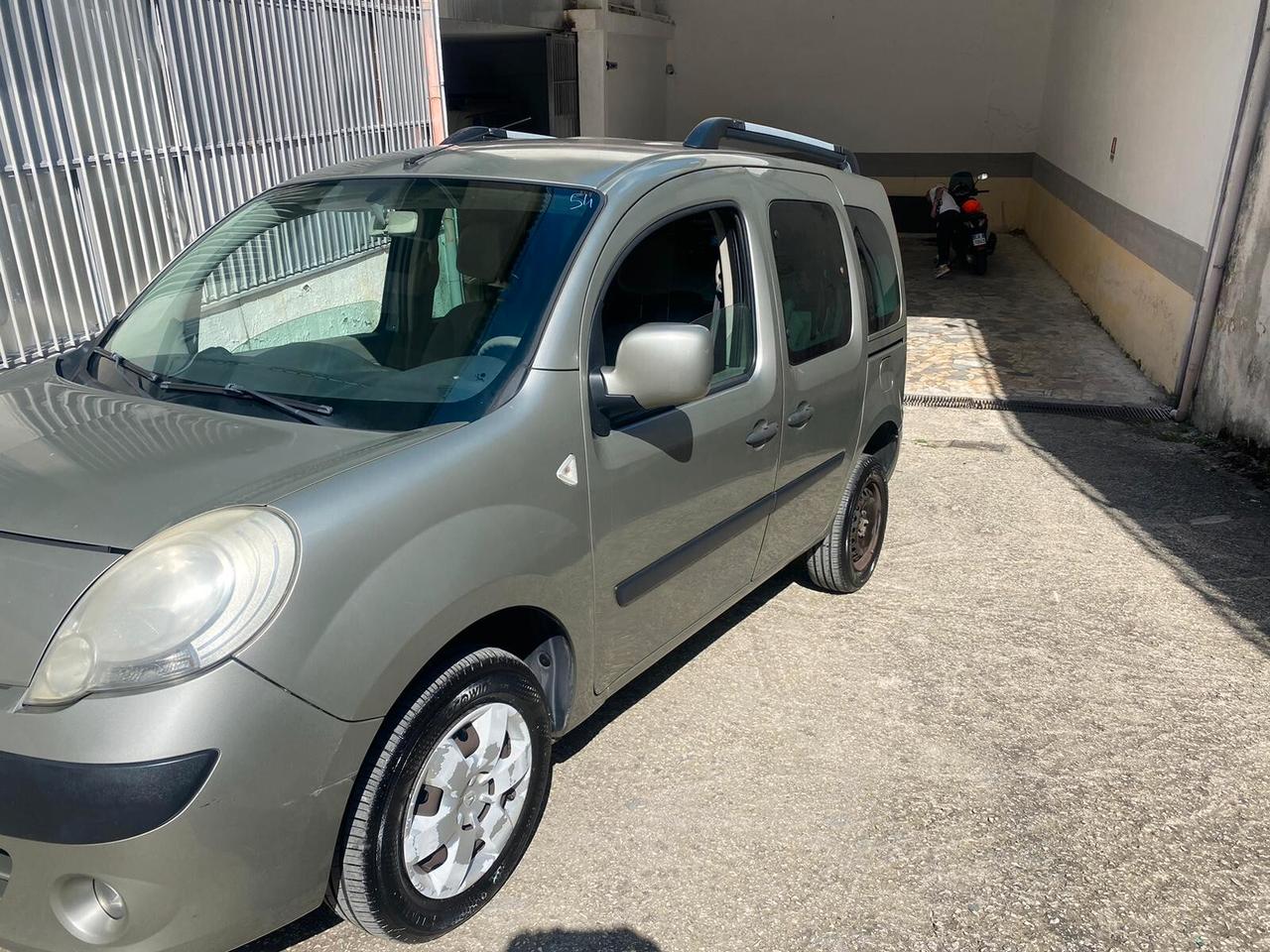 Renault Kangoo 1.5cc diesel (PRIVATO)-2009
