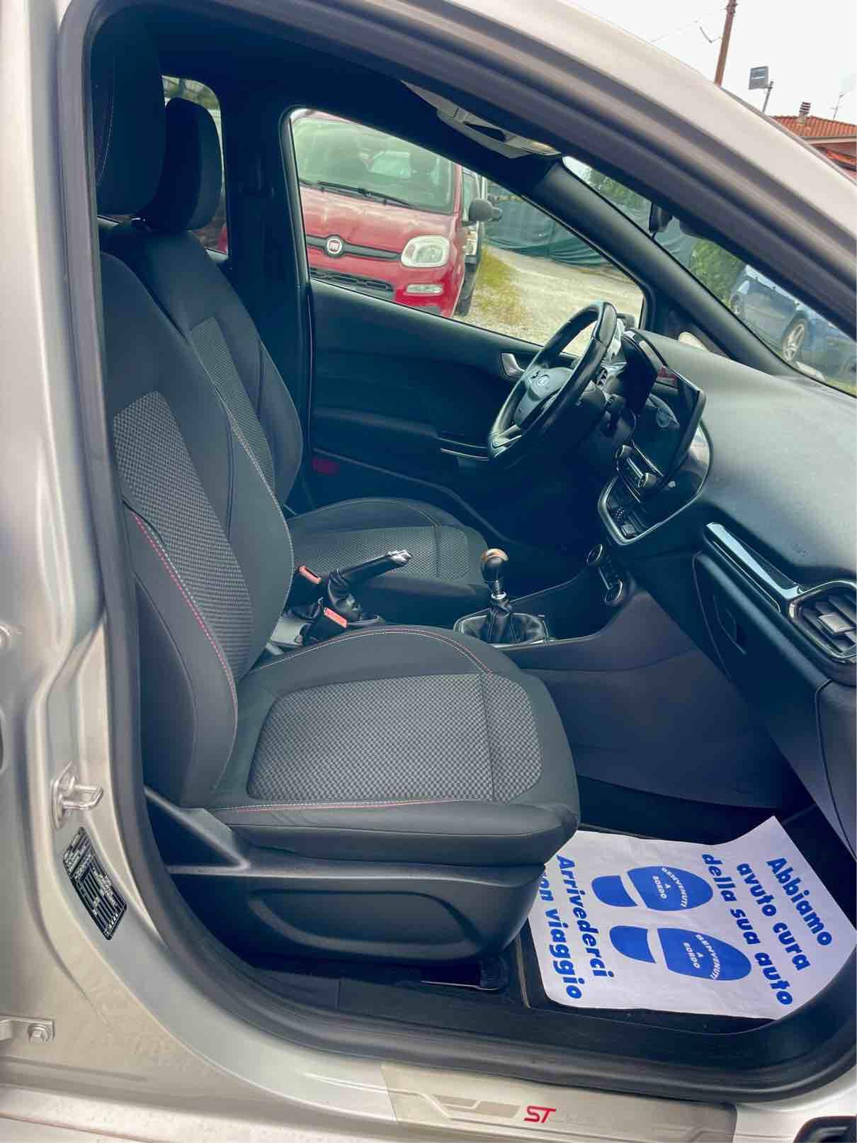 FORD FIESTA 1.5 TDCI - ST LINE