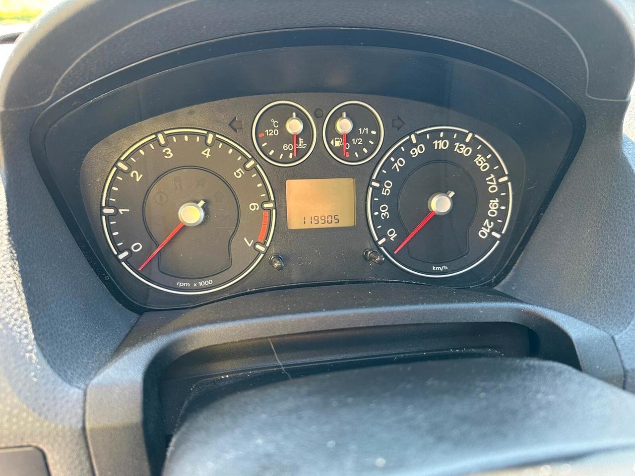 Ford Fiesta 1.2 16V 3p. Titanium