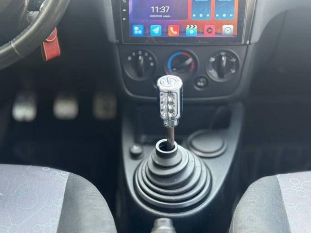 Ford Fiesta GOMME NUOVE!