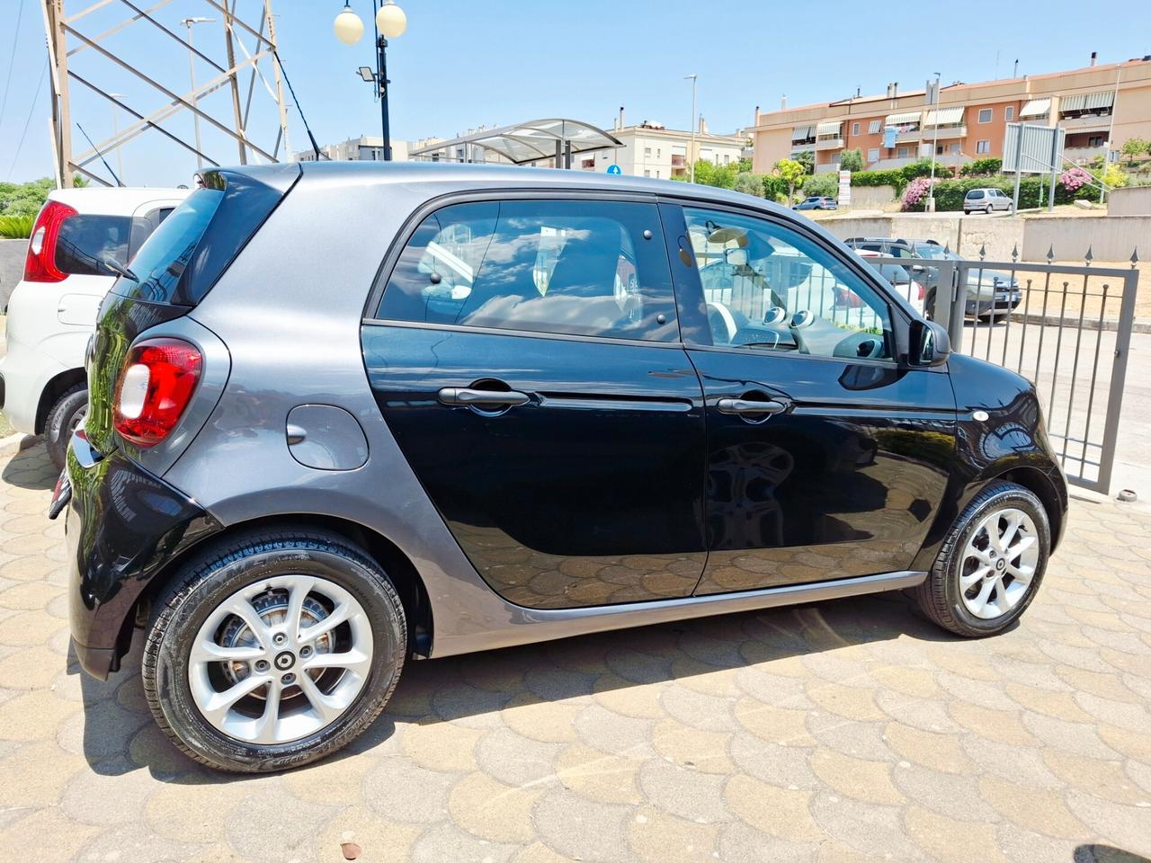 Smart ForFour 70 1.0 Prime