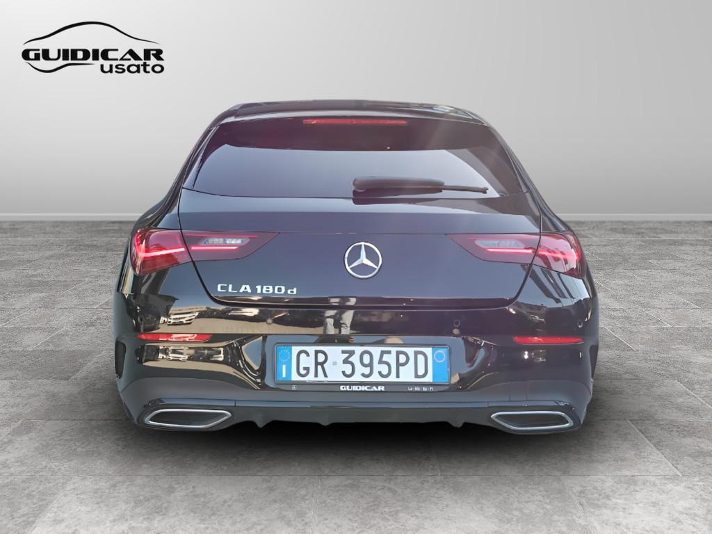 Mercedes-Benz CLA Sh.Brake - X118 2023 - CLA Shooting Brake 180 d AMG Line Advanced Plus auto