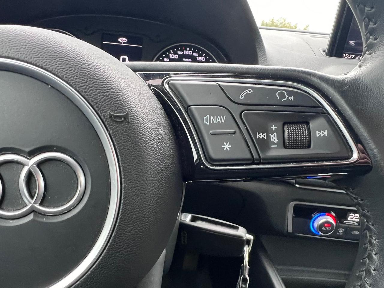 Audi A3 Business Line 1.6 30 TDI #4241