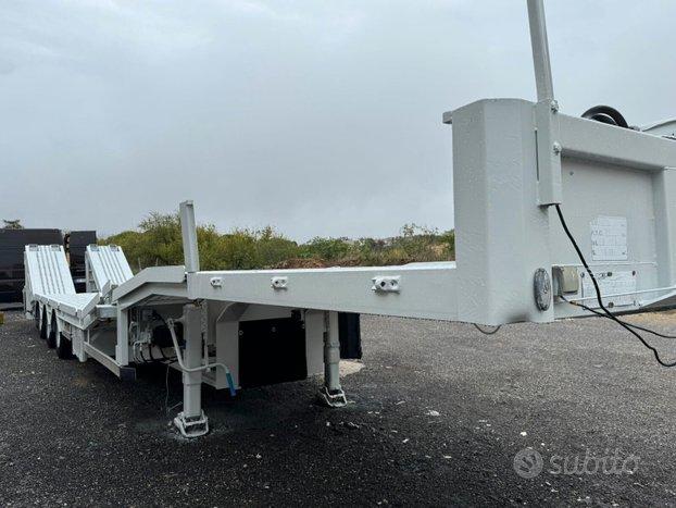 CARRELLONE SEMIRIMORCHIO COLLO D'OCA AUTONOMO