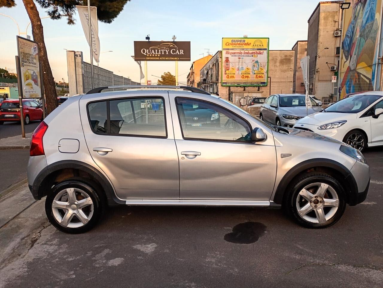DACIA SANDERO 1.5 DIESEL SOLI 144.000 KM 2010