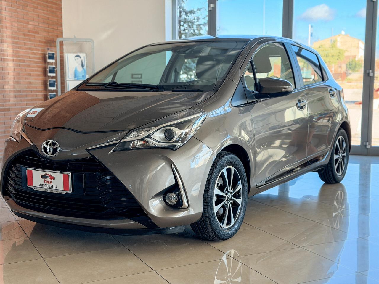 TOYOTA Yaris Active 5p - 1.0 Benz. 70cv E6