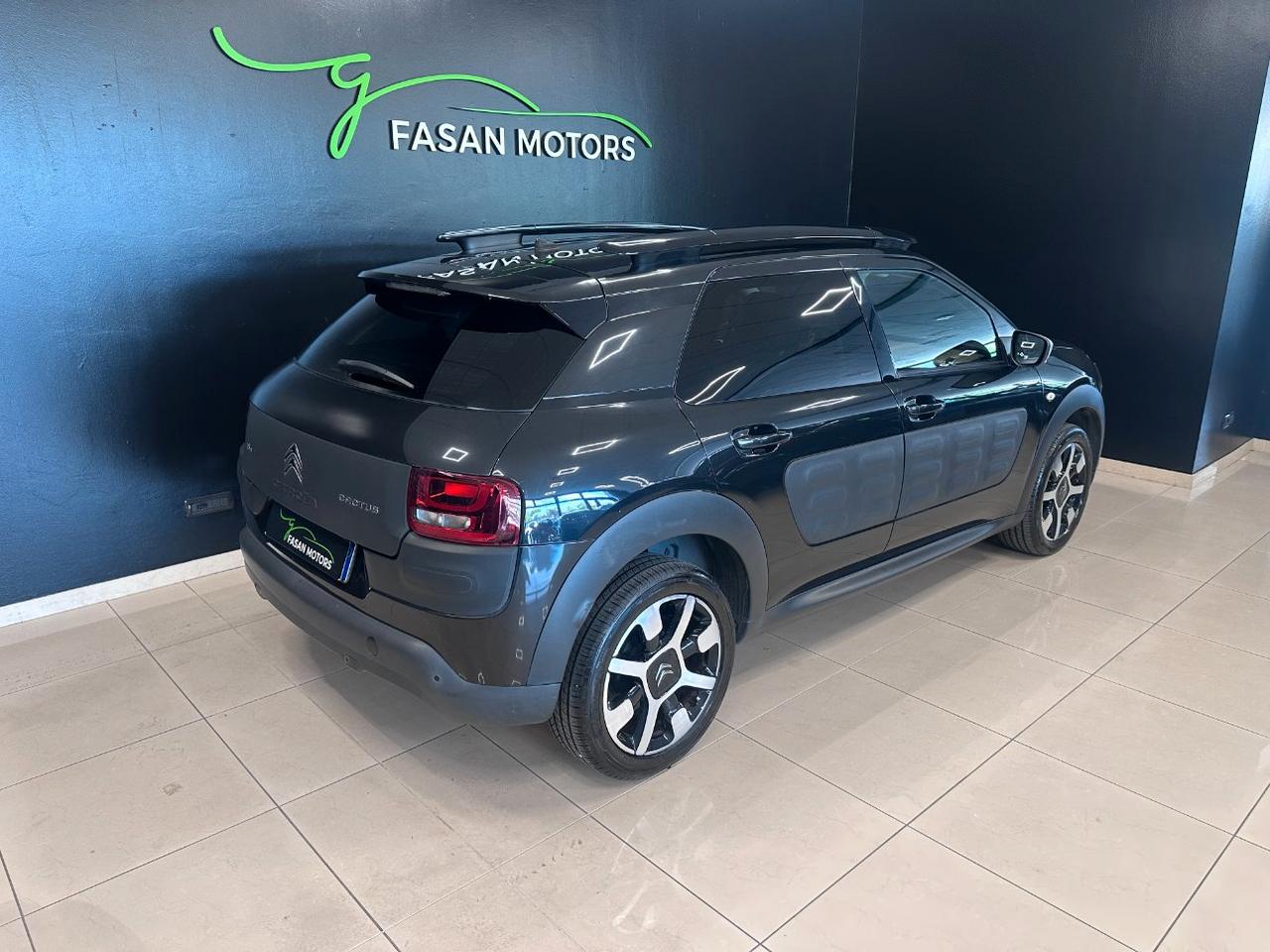 Citroen C4 Cactus 1.6 bluehdi Just Black 100cv