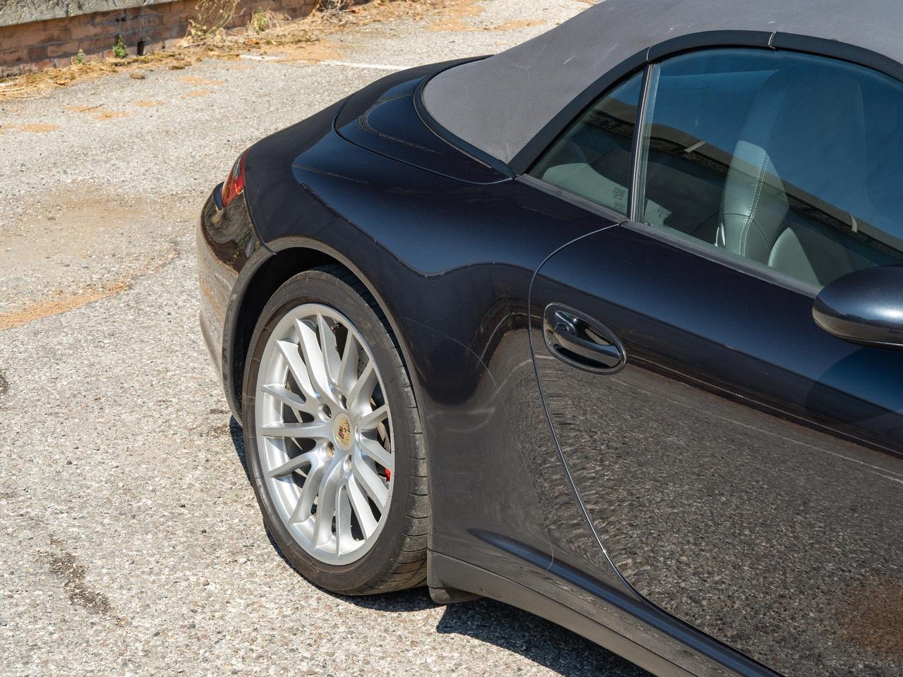 Porsche 911 Carrera 4S Cabriolet
