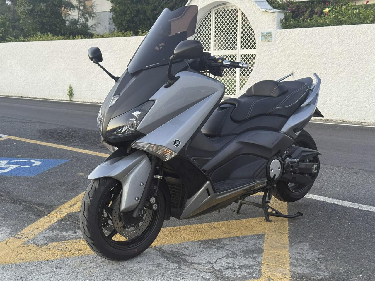 Yamaha T Max 530
