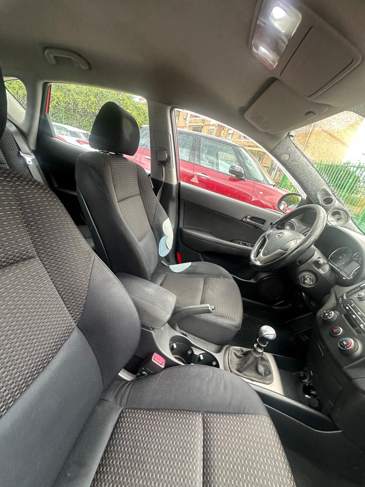 Hyundai i30 1.6 CRDi VGT 16V 90CV 5p. Active