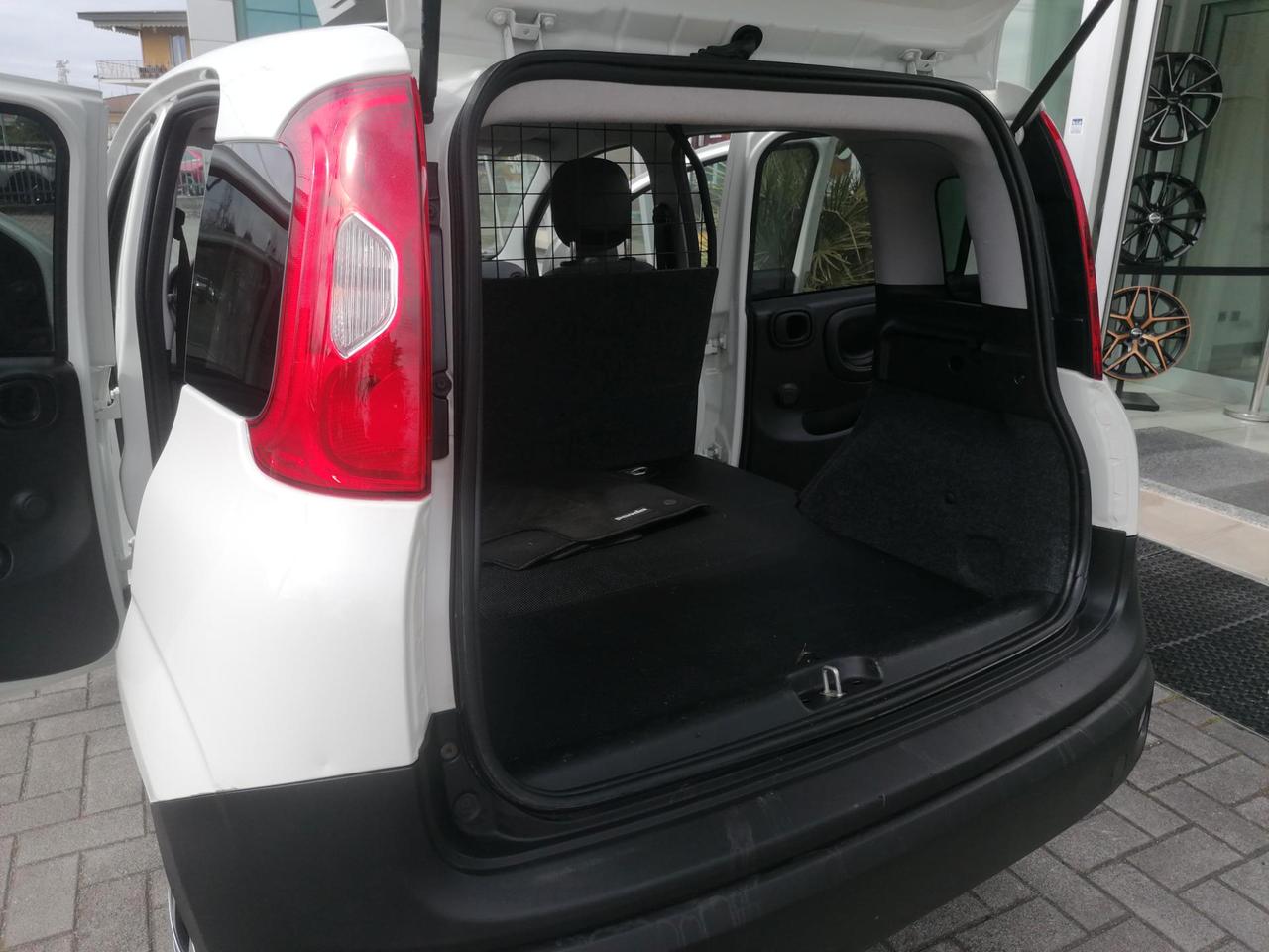 FIAT Panda van 0.9 nat.p. 80cv Pop 2p.ti serie 3 E6d-temp