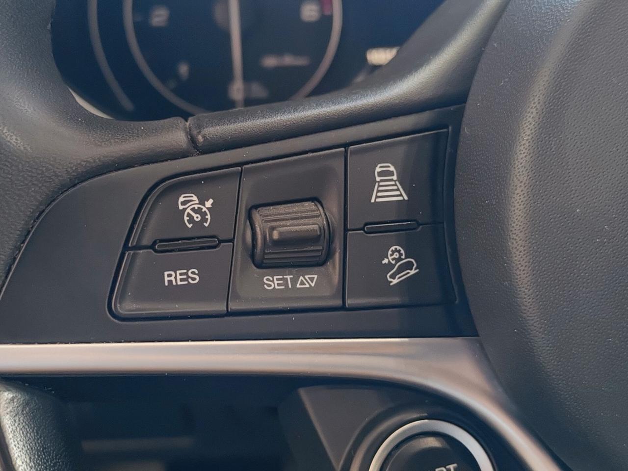 Alfa Romeo Stelvio 2.2 Turbodiesel 210 CV AT8 Q4 Executive 2019