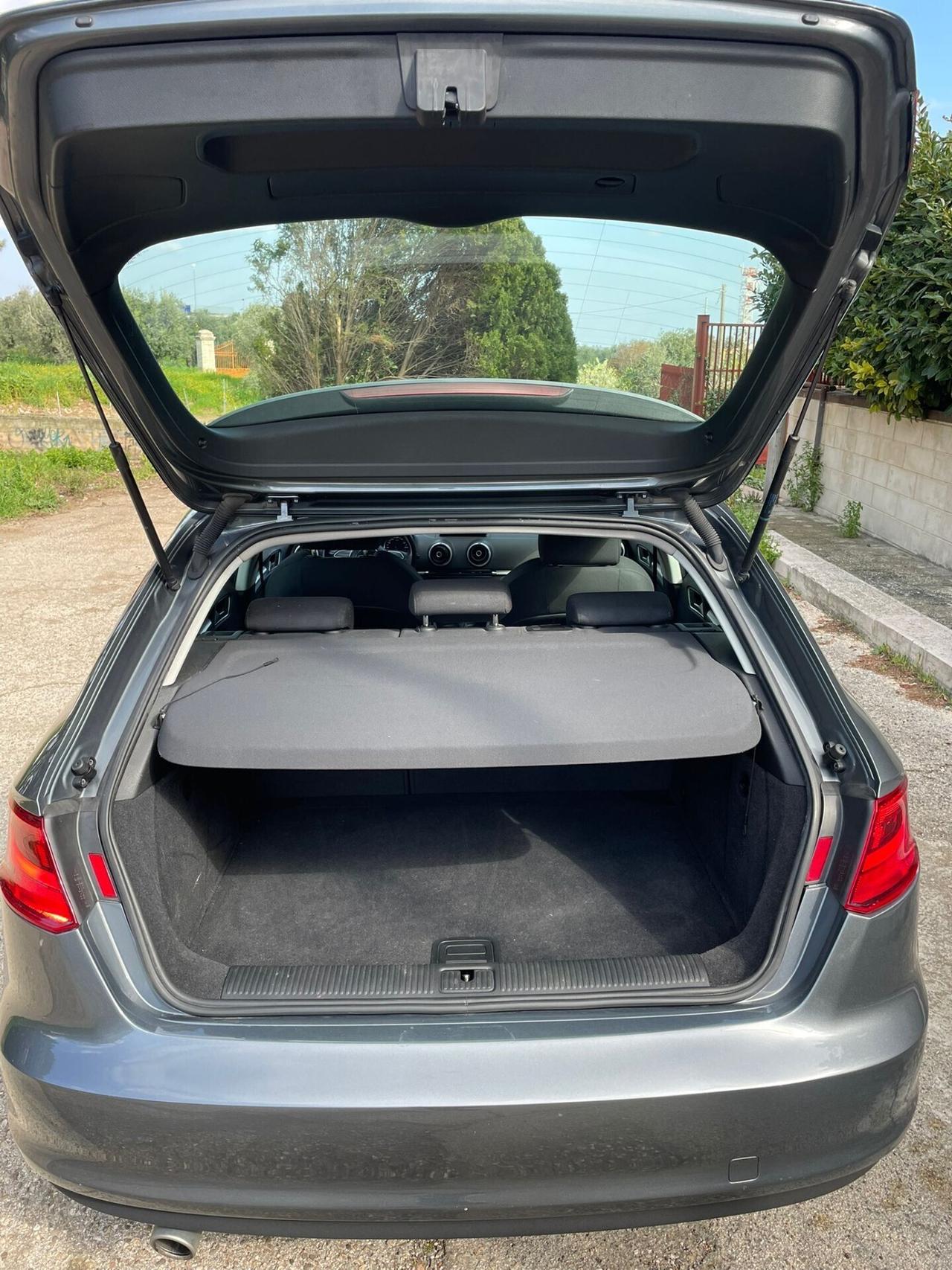 Audi A3 1.6 TDI S tronic Ambition