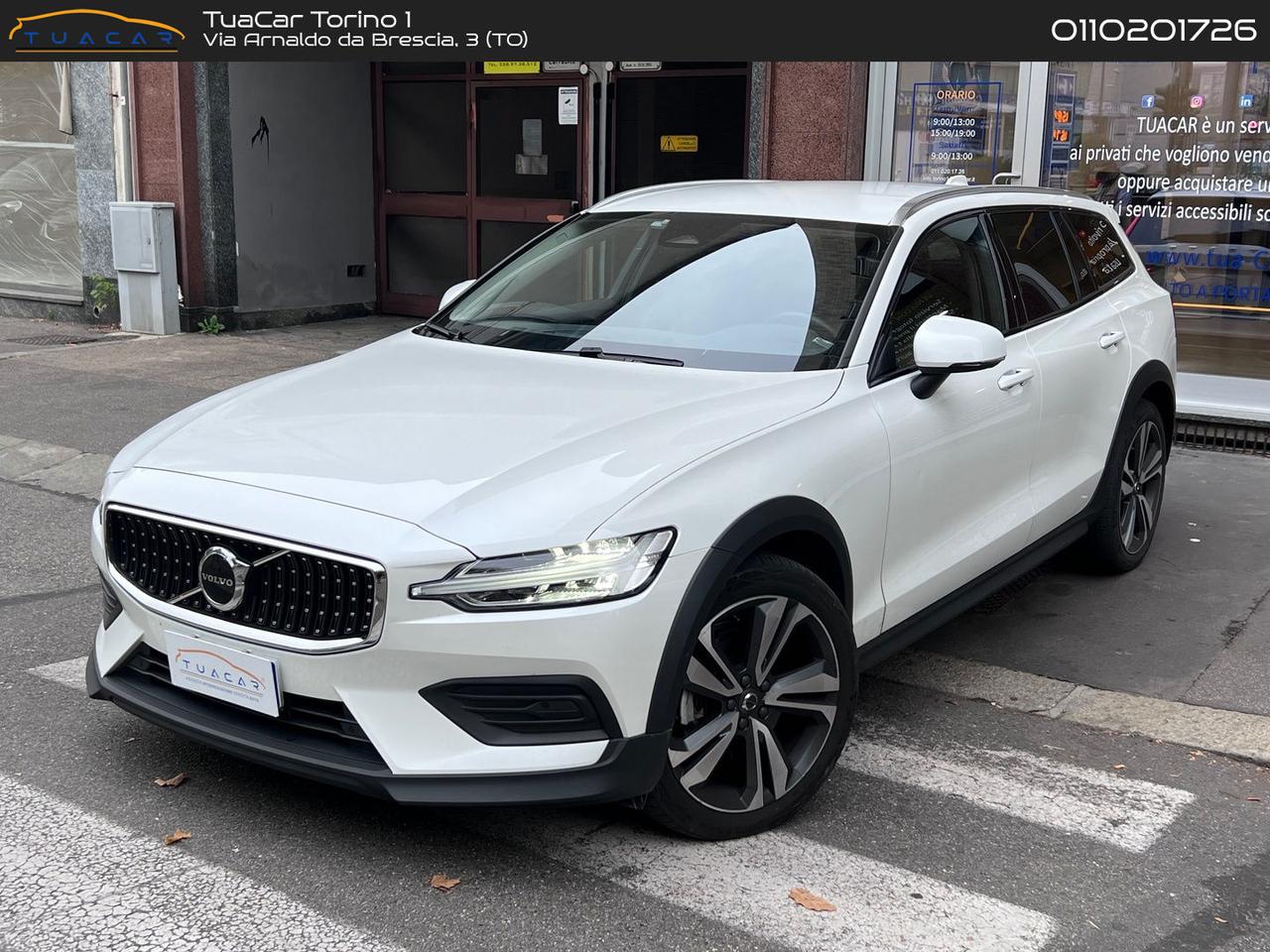 Volvo V60 Core 2.0 B4 MHEV #7114