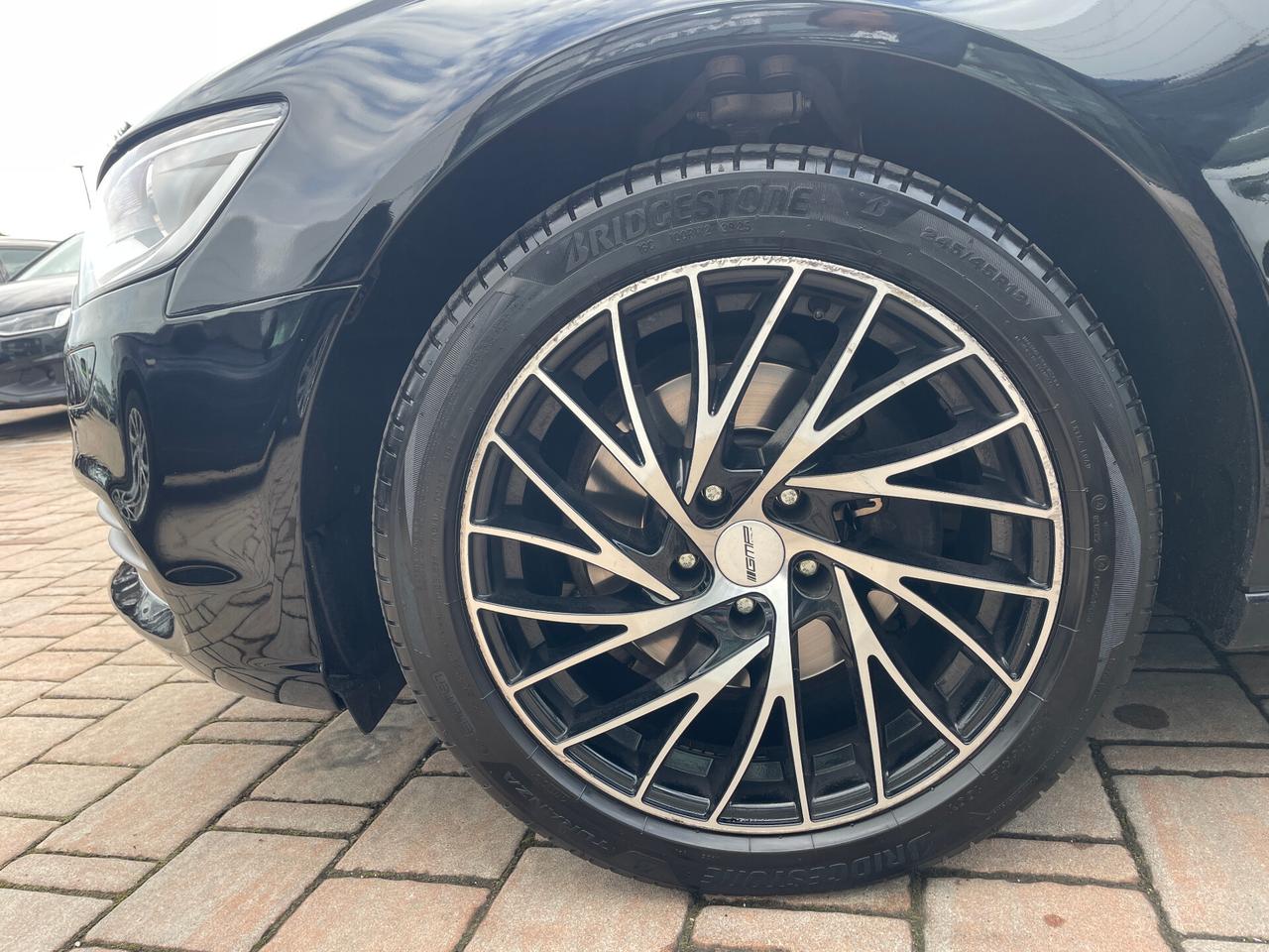 Audi A6 Avant 2.0 TDI 177 CV